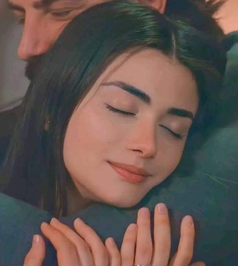 صورة الكاتب: الكاتبة شهيد