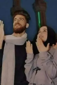 ليس أحبك بل أعشقك