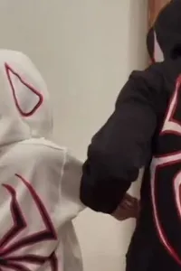 يا انا يا انتي