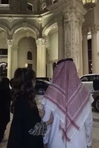 القلب تواق لك يا خليفة