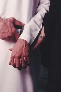 لَا تِتْحديني يا بِنت مالِك...بفجريك العذاب عأصولِه!!